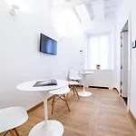 Youroom Vite روما